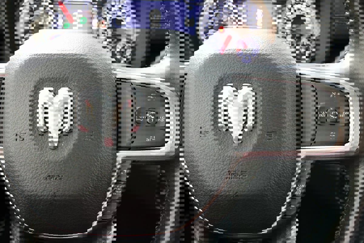 Used 2023 RAM 3500 Laramie image 28