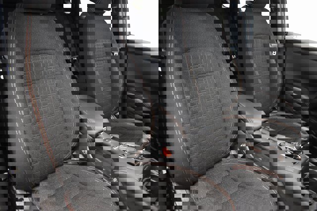 Used 2025 Honda HR-V Sport image 6