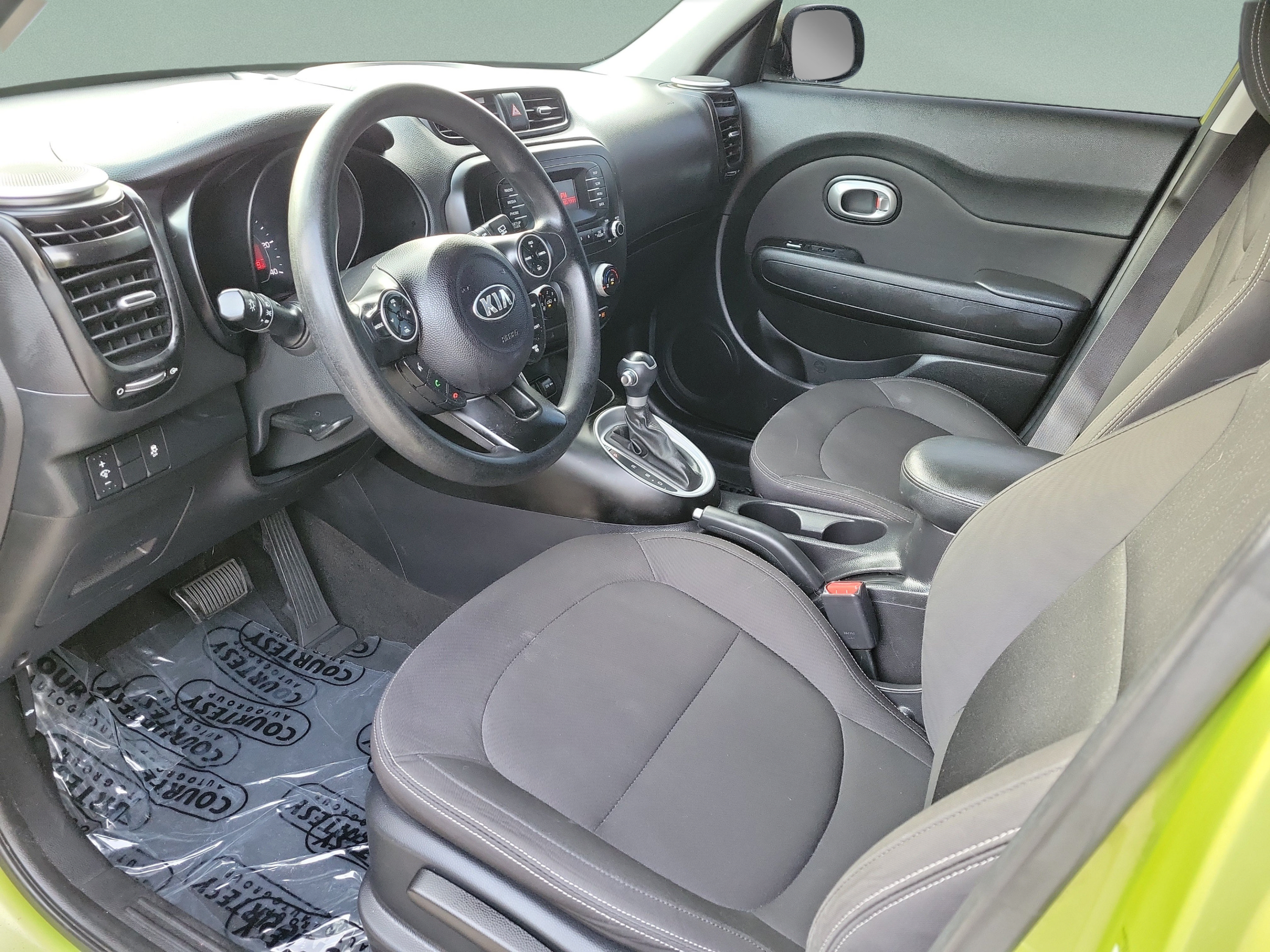 Used 2015 Kia Soul FWD image 14