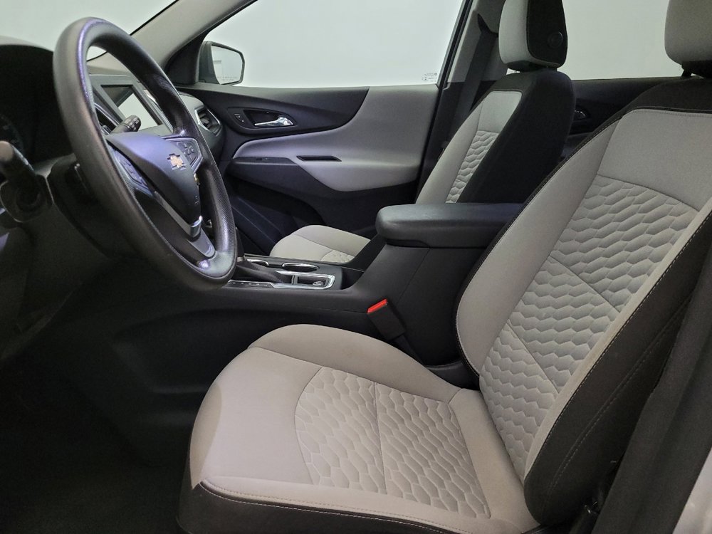Used 2019 Chevrolet Equinox LS w/ LS Convenience Package image 17
