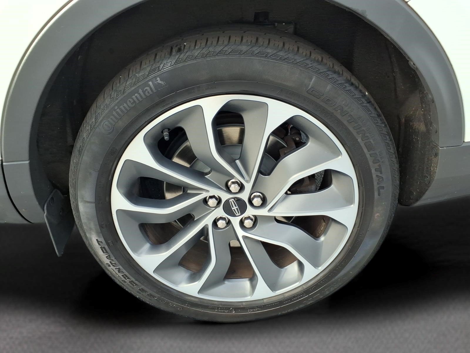 Certified 2023 Lincoln Nautilus Reserve AWD/4WD image 18