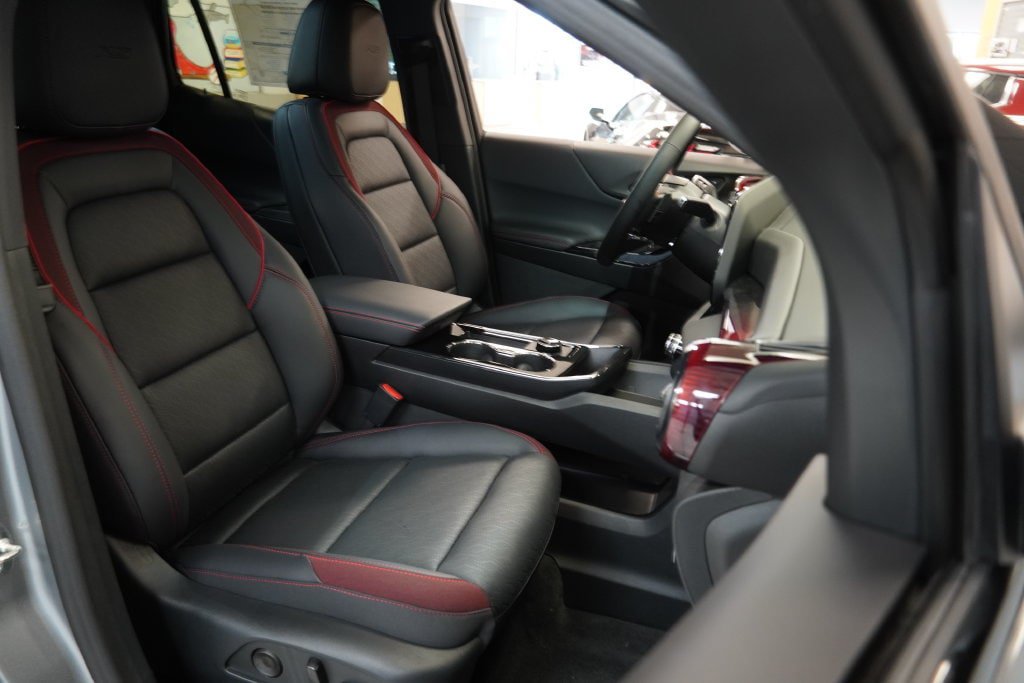 New 2027 Chevrolet Equinox RS w/ Safety and Technology Package AWD/4WD image 37