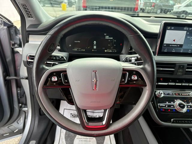 Used 2022 Lincoln Corsair Reserve w/ Equipment Group 201A image 17