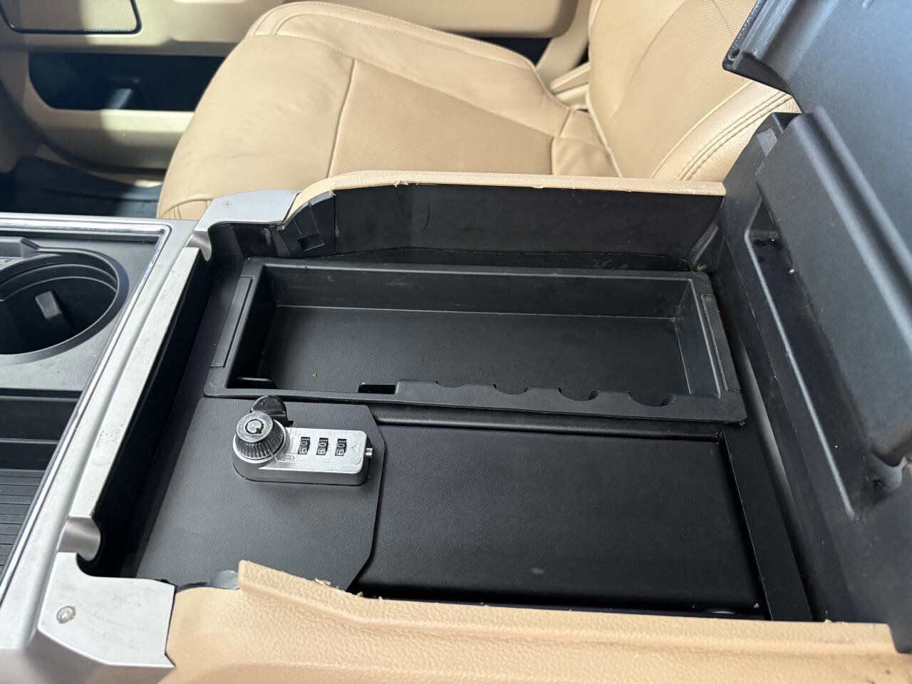 Used 2019 Ford F250 Lariat w/ Chrome Package AWD/4WD image 26