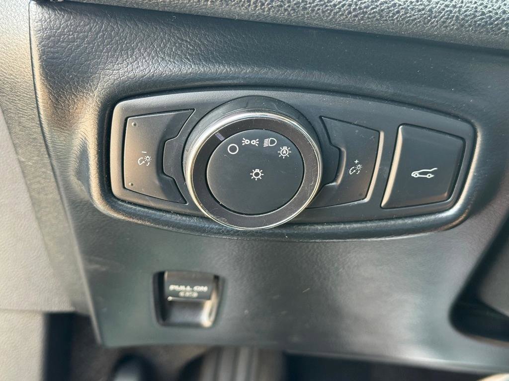 Used 2015 Lincoln MKZ FWD image 21