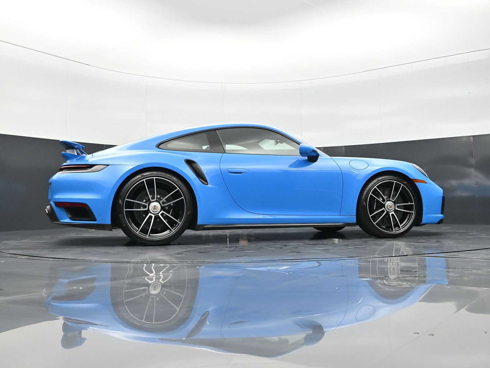 Certified 2021 Porsche 911 Turbo S AWD/4WD image 44
