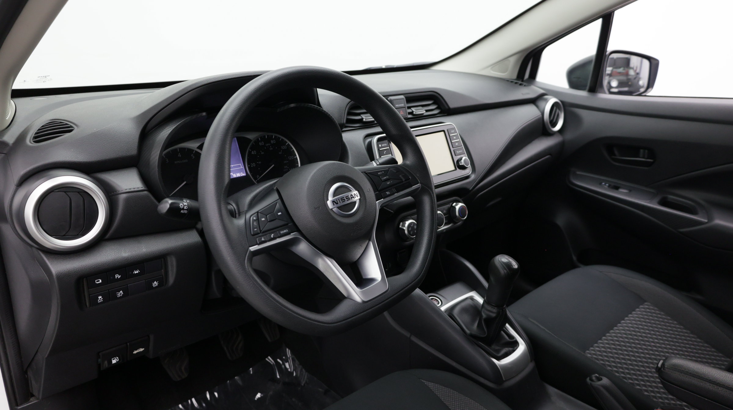 Used 2020 Nissan Versa S FWD image 10