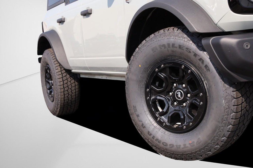 Used 2023 Ford Bronco Wildtrak AWD/4WD image 3