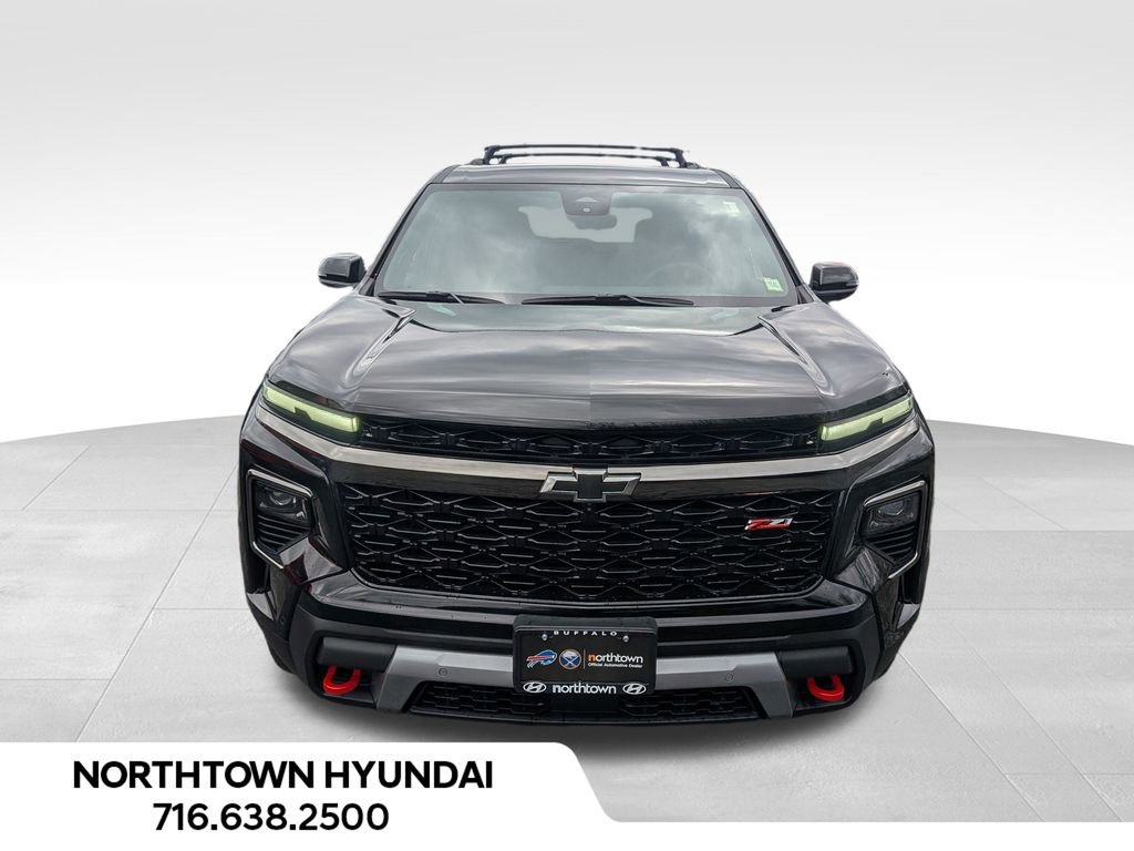 Used 2025 Chevrolet Traverse Z71 w/ Enhanced Driving Package AWD/4WD image 5
