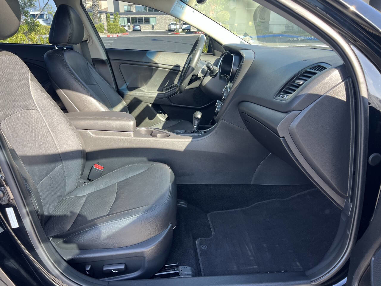 Used 2015 Kia Optima SX w/ SX Turbo Premium Package image 9