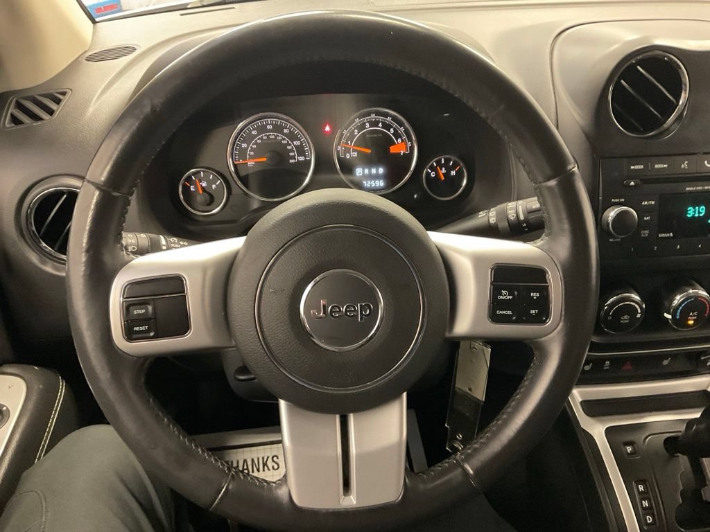 Used 2016 Jeep Compass Latitude AWD/4WD image 18