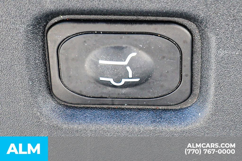 Used 2025 Ford Expedition Active AWD/4WD image 29