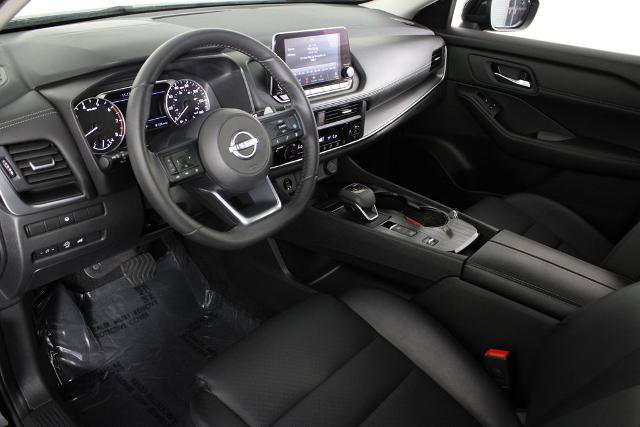 Certified 2024 Nissan Rogue SV w/ SV Premium Package FWD image 20