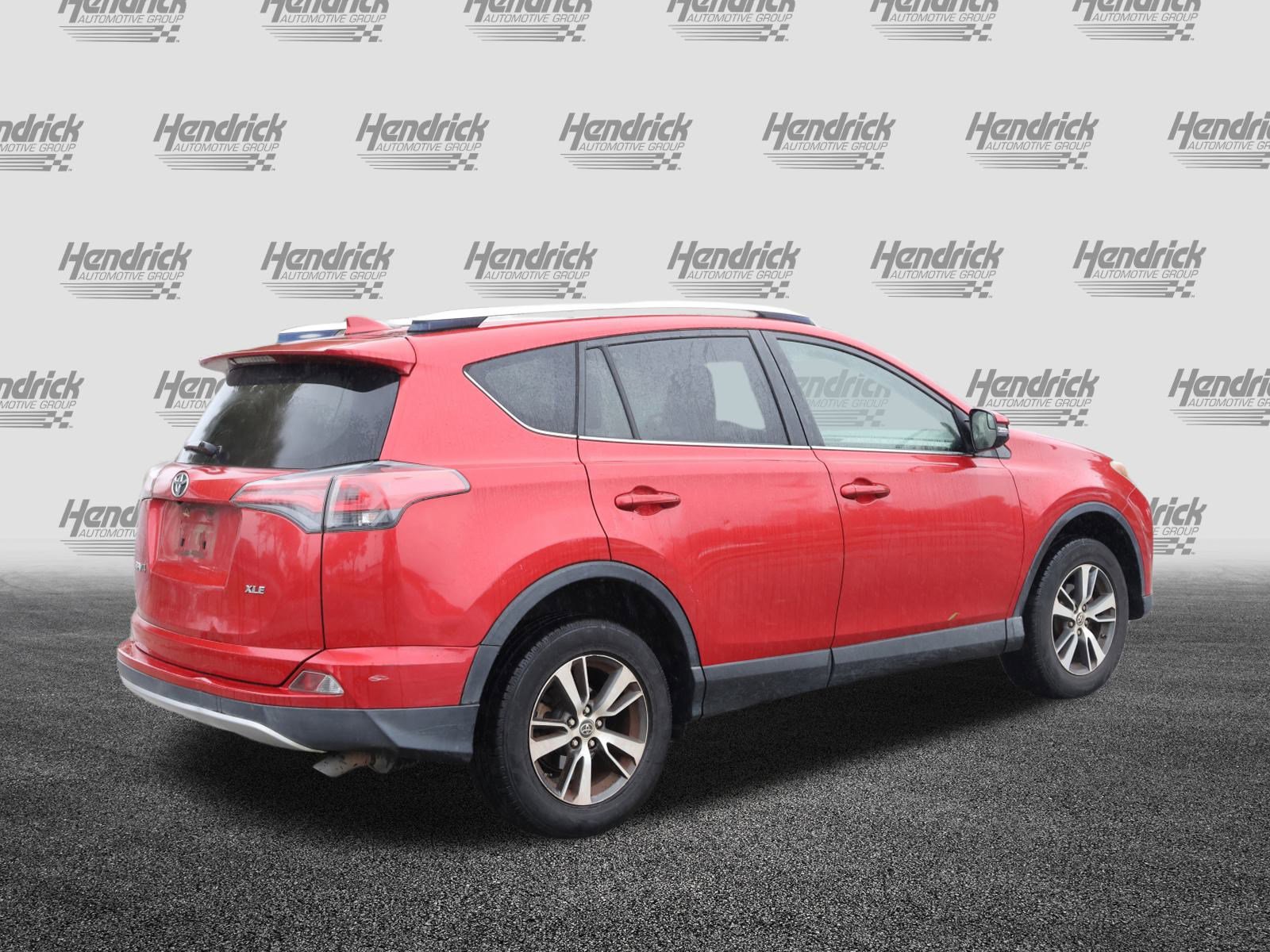Used 2016 Toyota RAV4 XLE image 9