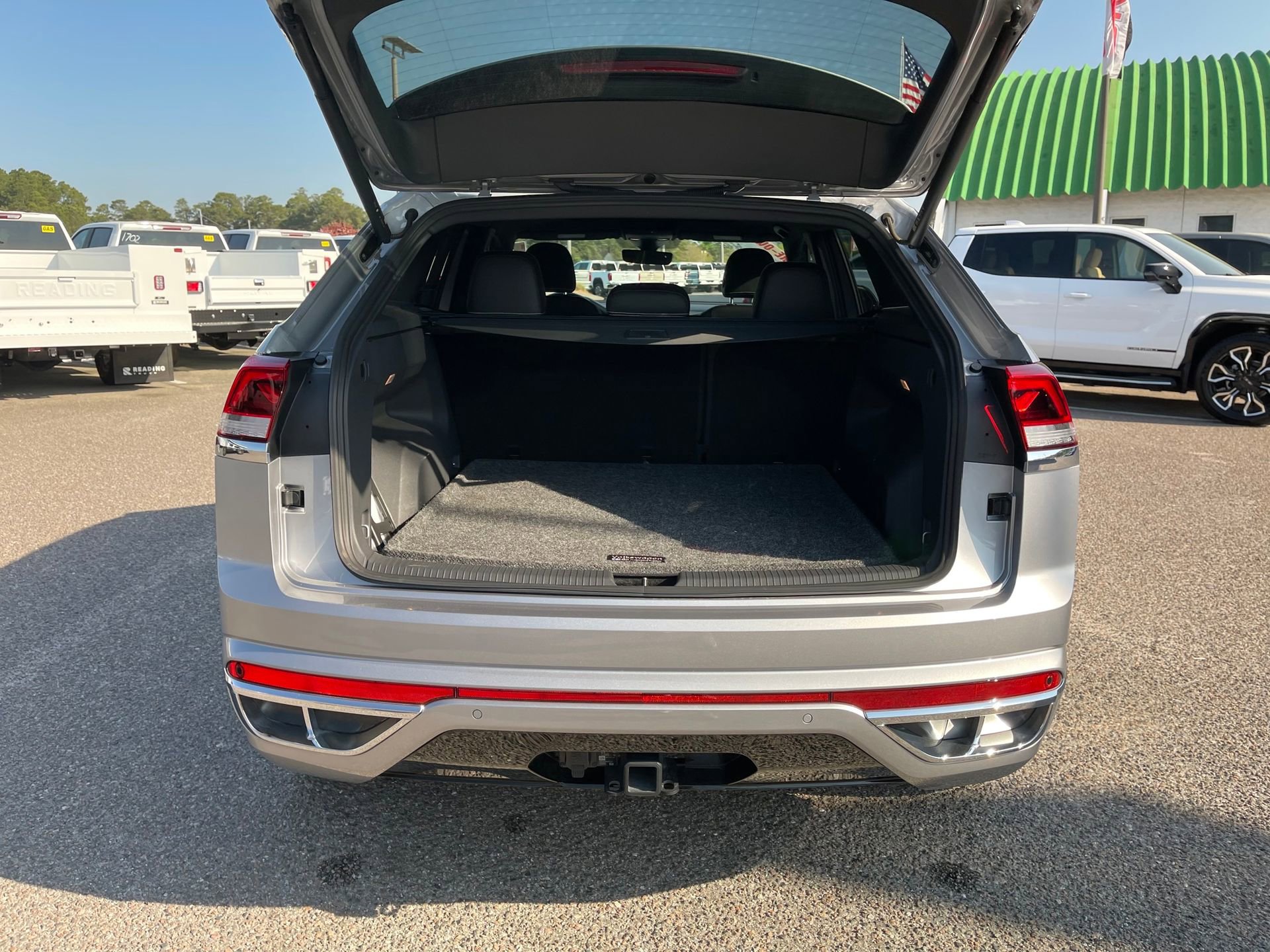 Used 2023 Volkswagen Atlas Cross Sport SEL Premium R-Line image 23