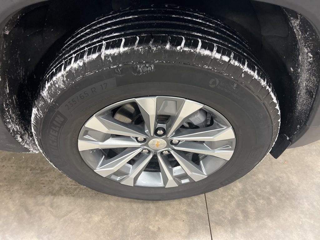 Certified 2025 Chevrolet Equinox LT image 18