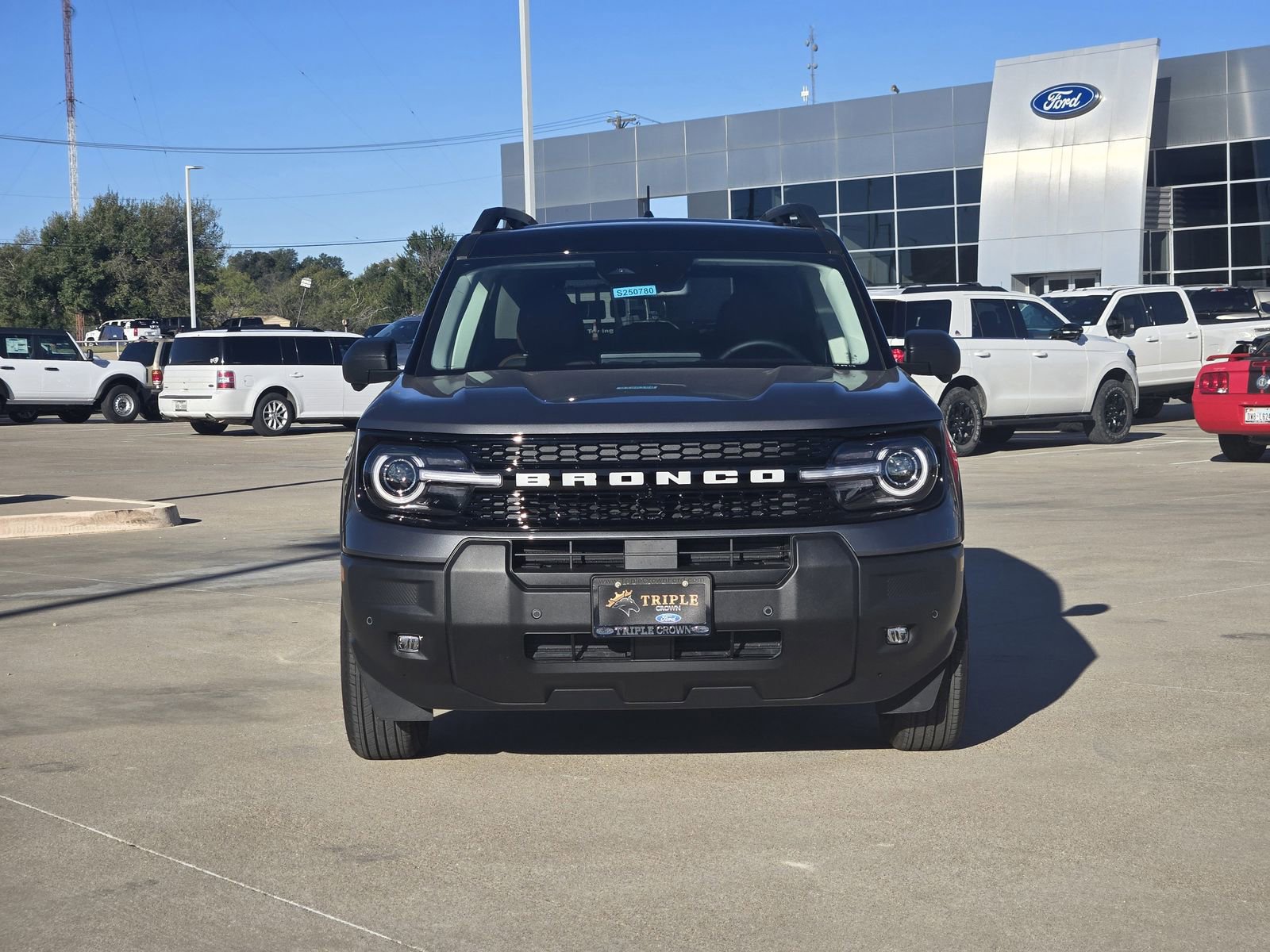 New 2025 Ford Bronco Sport Outer Banks w/ Outer Banks Tech Package+ AWD/4WD image 6