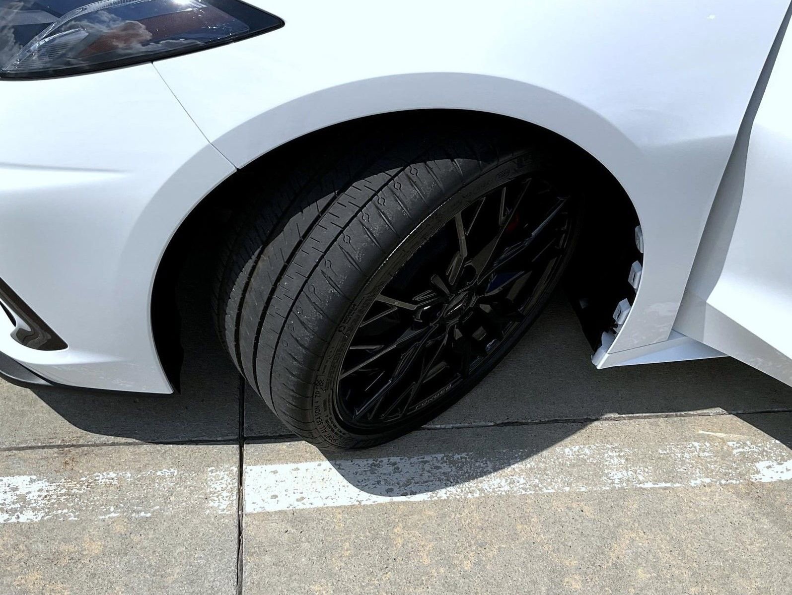 Used 2024 Chevrolet Corvette Stingray Coupe w/ 1LT image 18