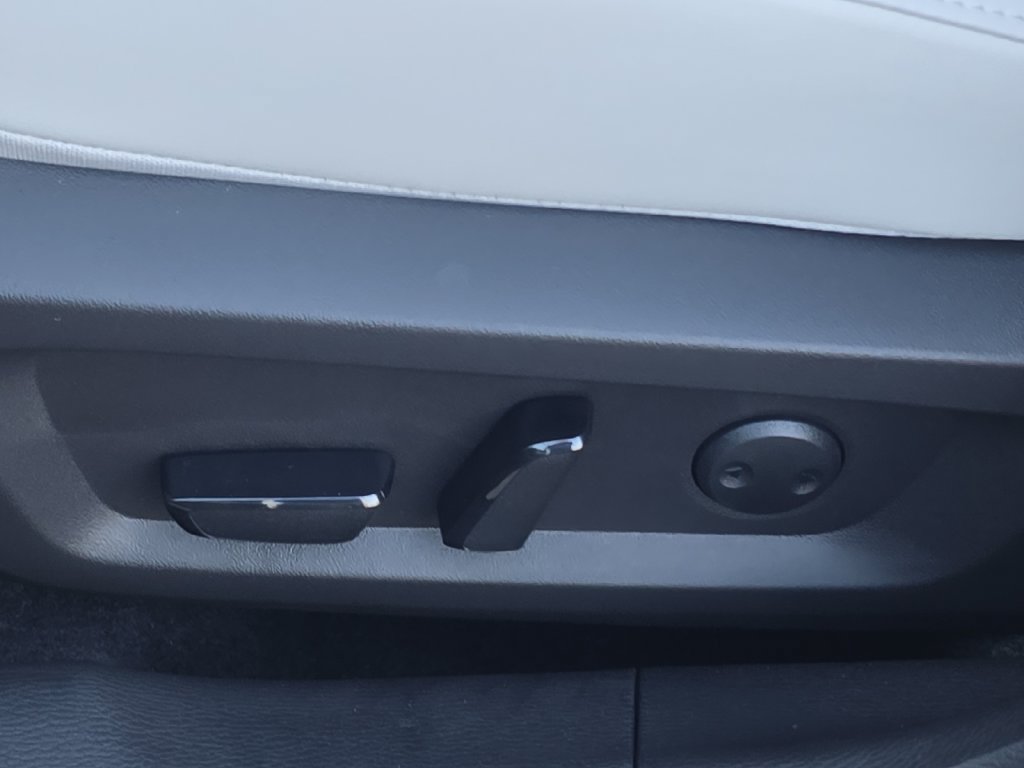 New 2026 Mitsubishi Outlander SE AWD/4WD image 13