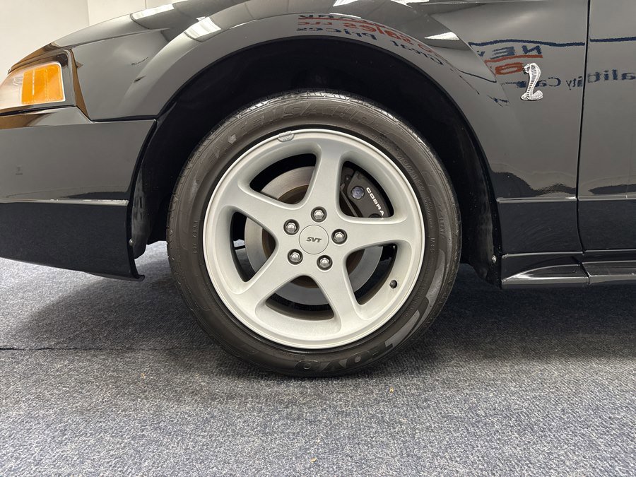 Used 1999 Ford Mustang Cobra RWD image 32