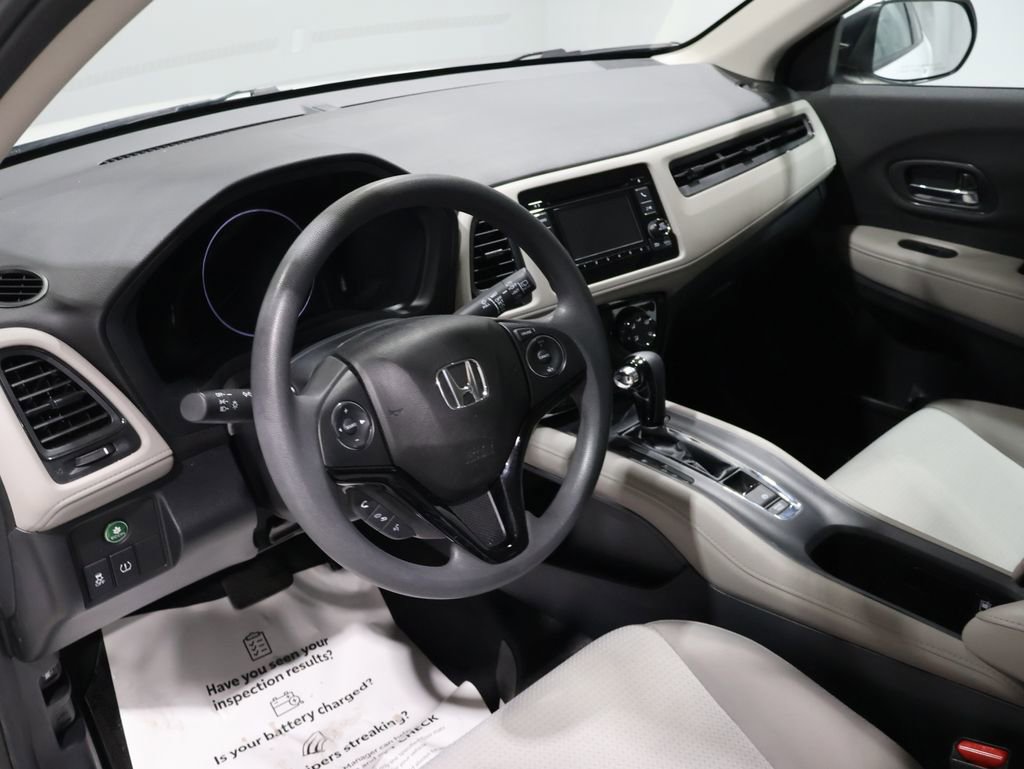 Used 2022 Honda HR-V LX image 16