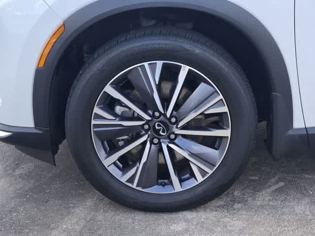 Certified 2027 INFINITI QX60 Luxe w/ Cargo Package FWD image 8