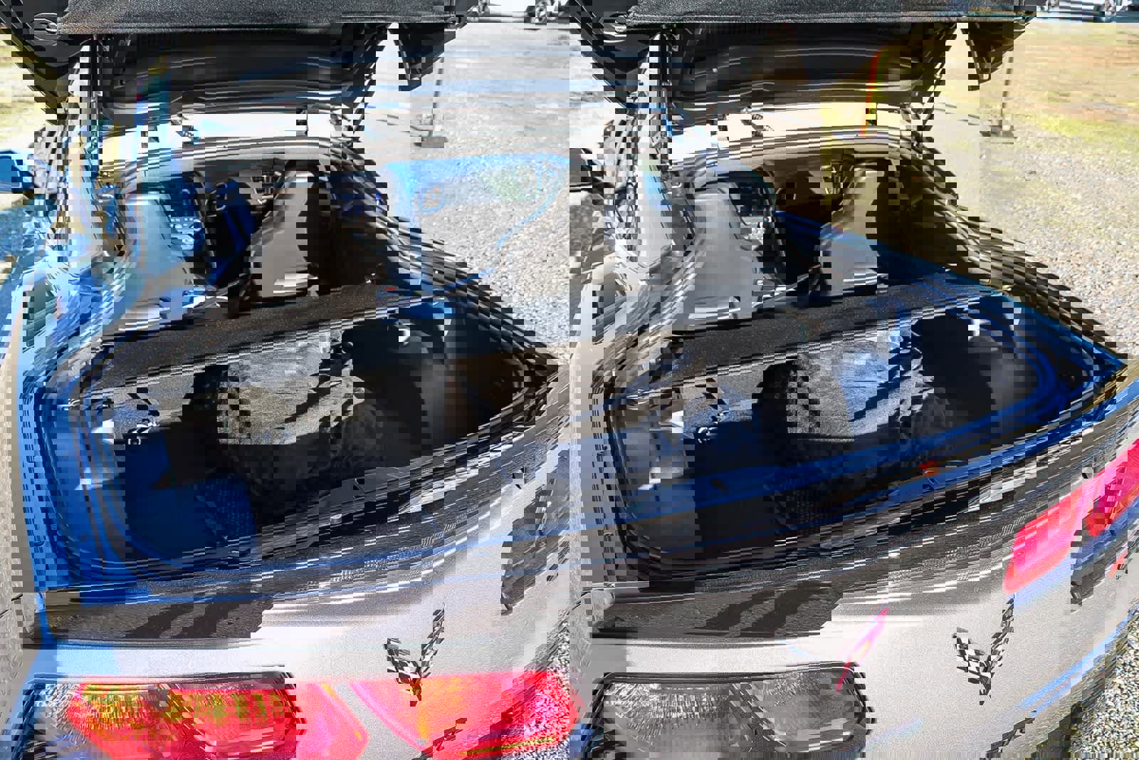 Used 2015 Chevrolet Corvette Stingray Coupe w/ 2LT Preferred Equipment Group image 26