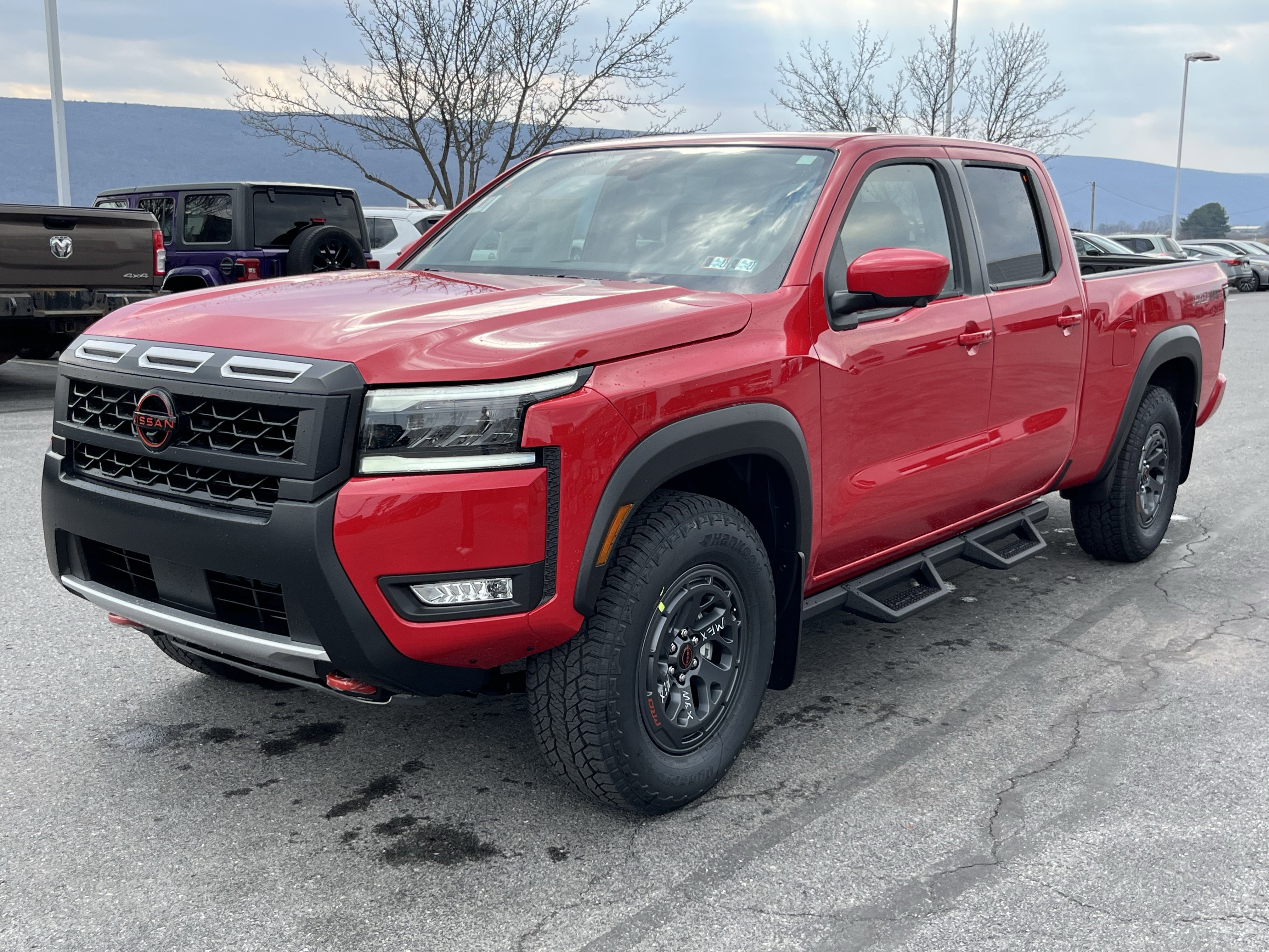 New 2026 Nissan Frontier PRO-4X w/ Pro Premium Package AWD/4WD image 8