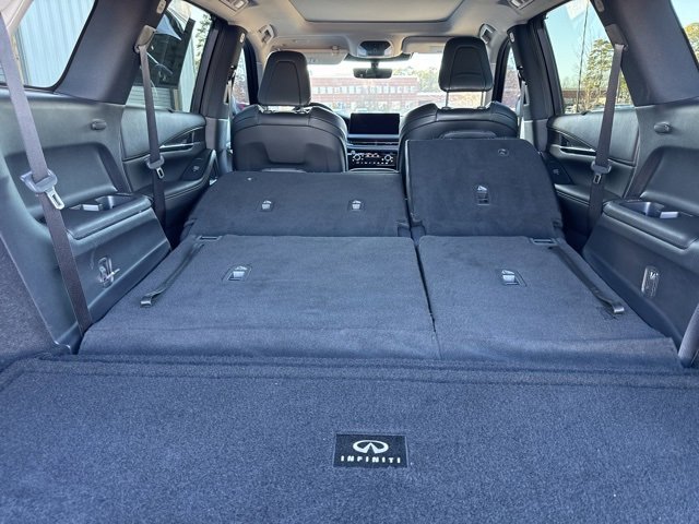 Used 2023 INFINITI QX60 Sensory w/ Cargo Package image 26