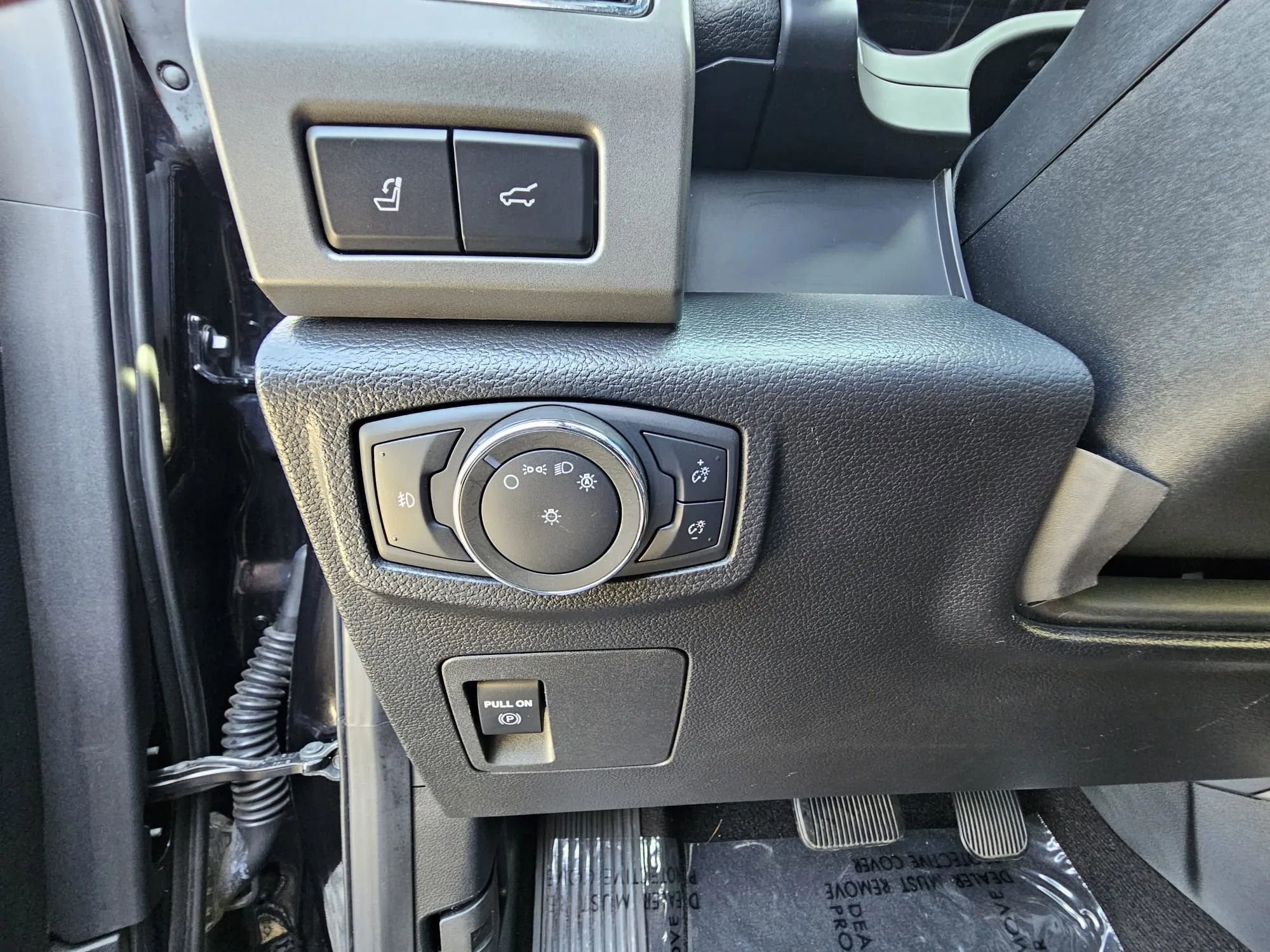 Used 2020 Ford Expedition XLT image 31