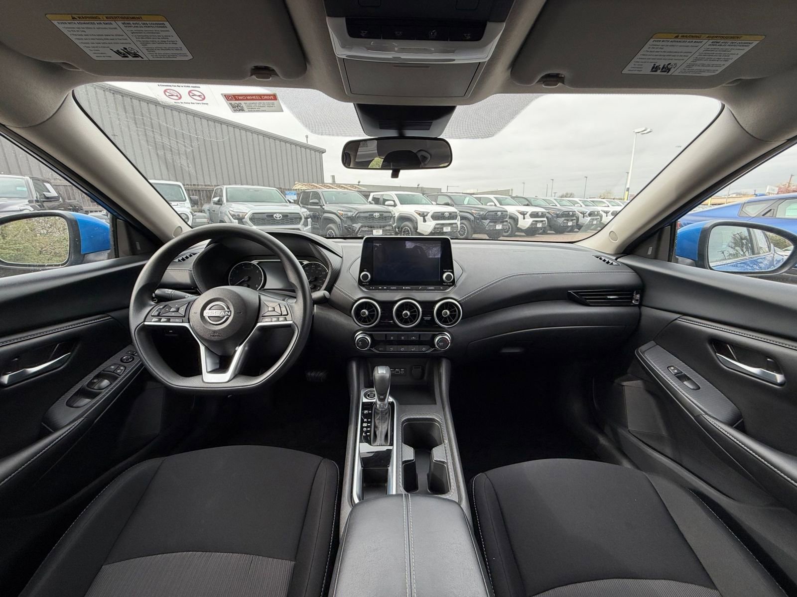 Used 2025 Nissan Sentra SV image 30