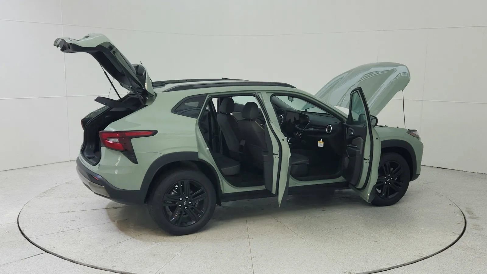 Used 2024 Chevrolet Trax ACTIV w/ Sunroof Package image 12