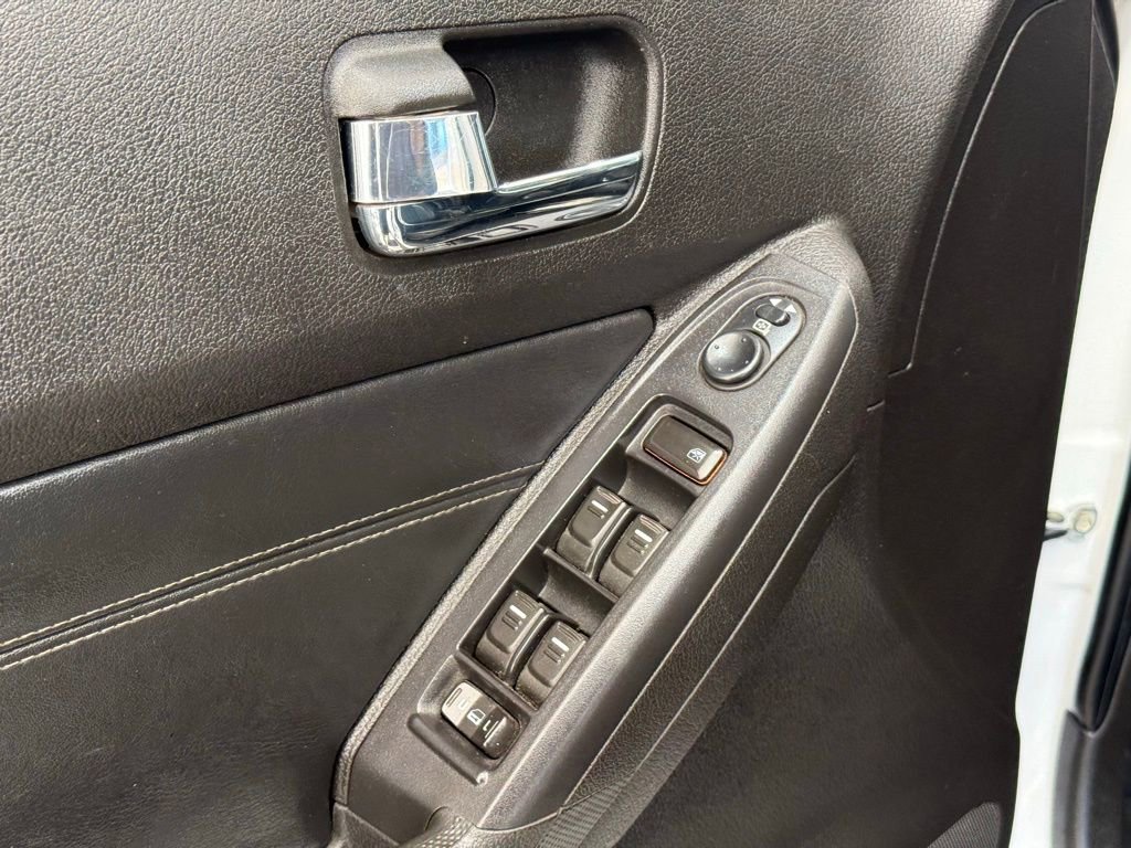 Used 2009 HUMMER H3T image 15