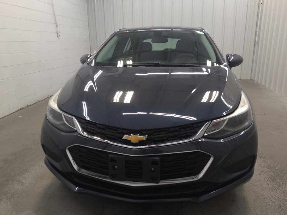 Used 2018 Chevrolet Cruze LT FWD image 15