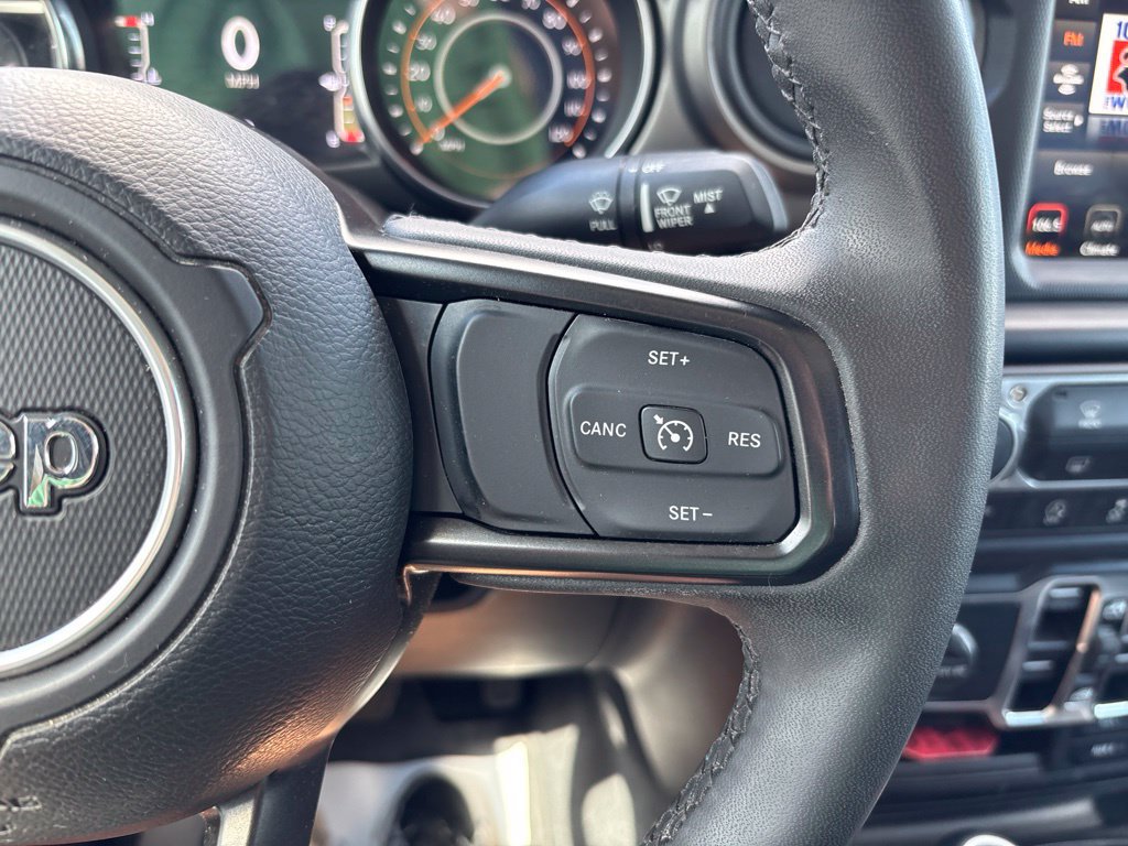 Used 2023 Jeep Gladiator Sport AWD/4WD image 37