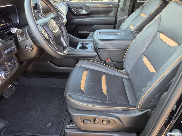 Used 2023 GMC Yukon AT4 w/ AT4 Premium Plus Package AWD/4WD image 11
