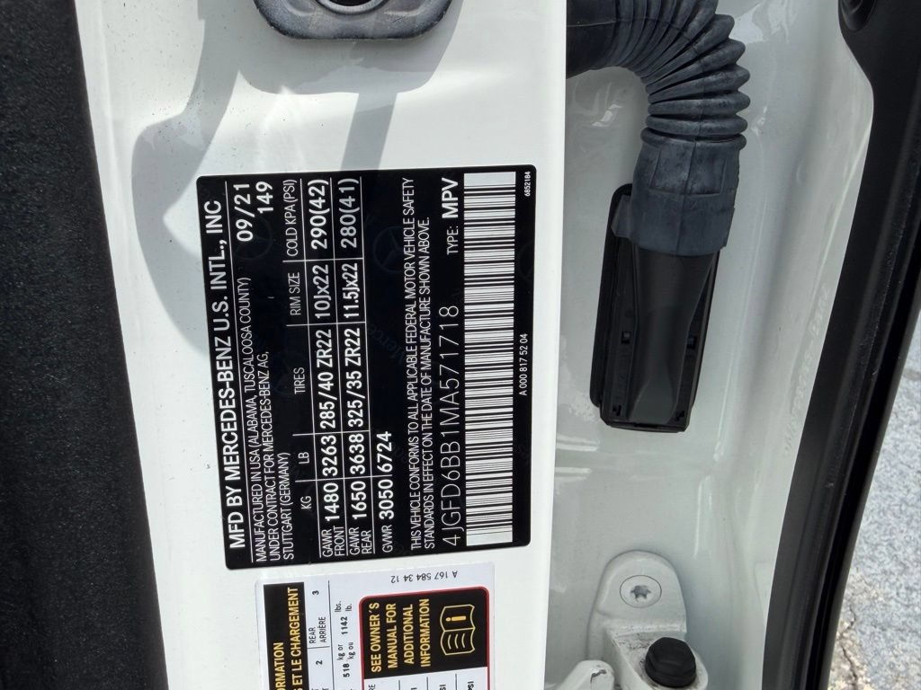 Used 2023 BMW iX xDrive50 w/ Sport Package AWD/4WD image 26