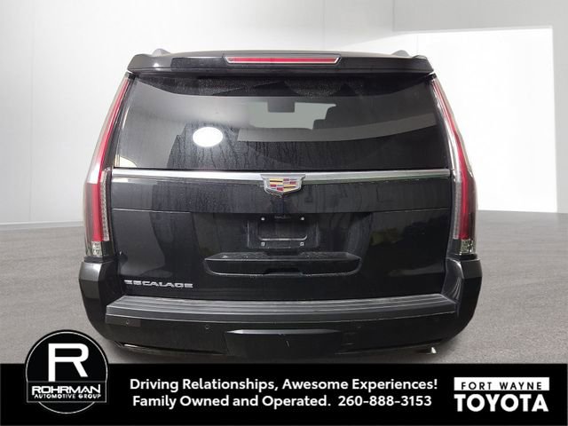 Used 2018 Cadillac Escalade Platinum image 8