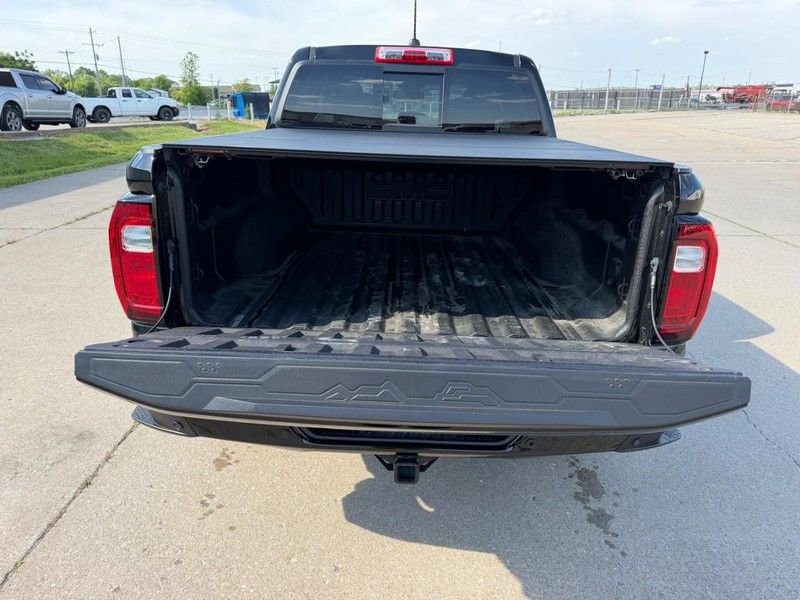 Used 2024 GMC Canyon Elevation w/ Elevation Premium Package RWD image 5