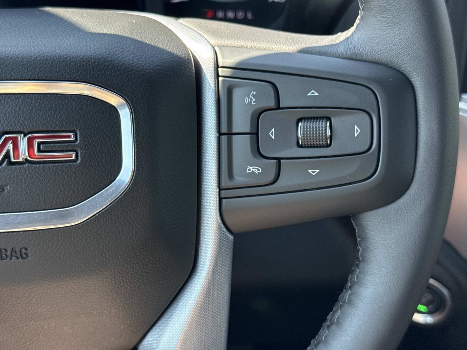 Used 2022 GMC Sierra 1500 Elevation image 6