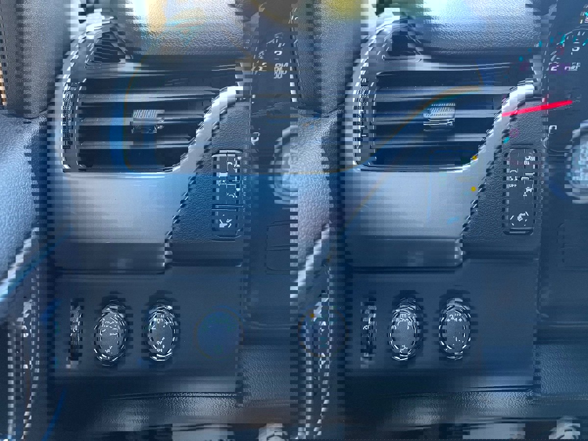 Used 2018 Chevrolet Tahoe LT image 21