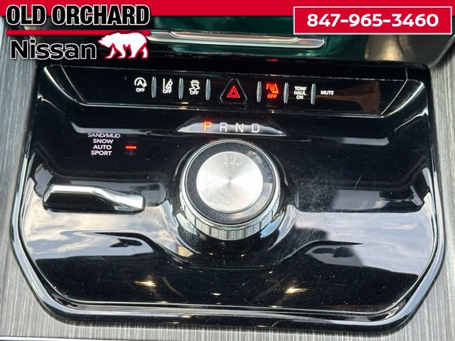 Used 2024 Jeep Wagoneer Series II w/ Flexible Seating Group AWD/4WD image 16