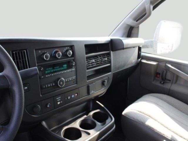 New 2024 Chevrolet Express 3500 w/ Power Convenience Package RWD image 18