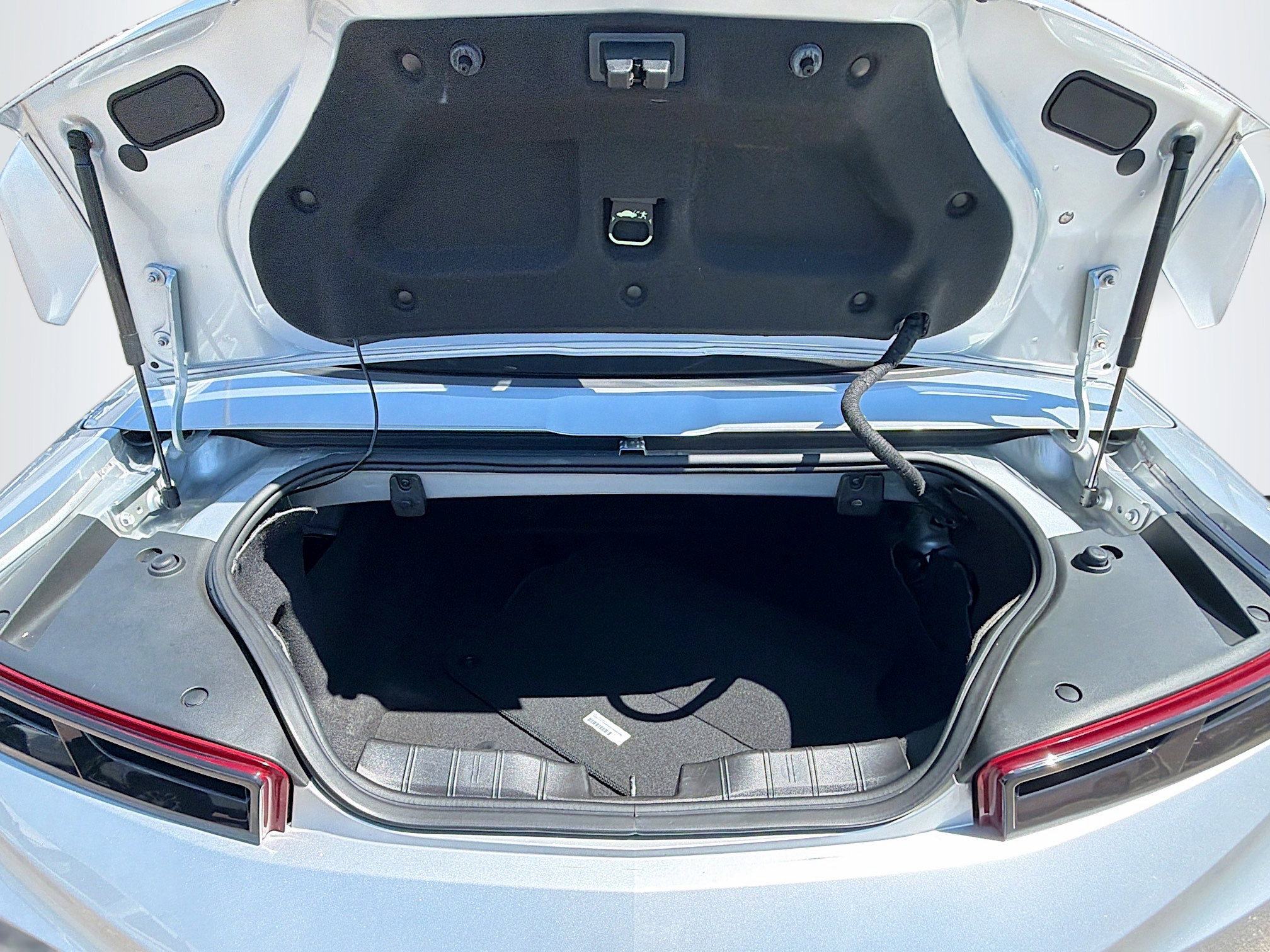 Used 2017 Chevrolet Camaro SS image 12