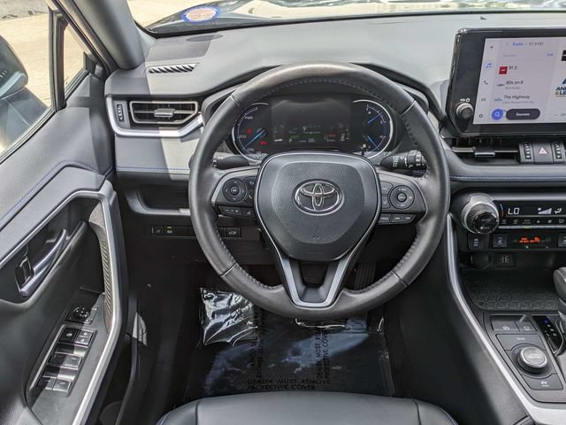 Used 2024 Toyota RAV4 XSE AWD/4WD image 17