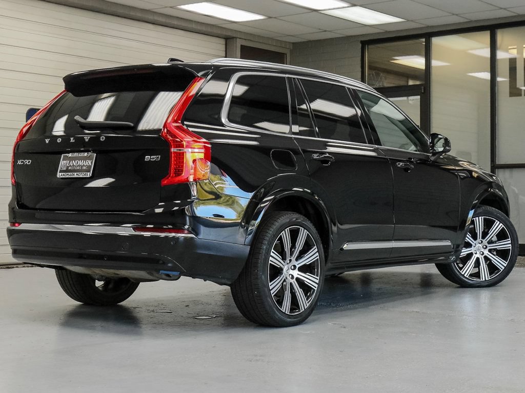 Used 2024 Volvo XC90 B5 Plus AWD/4WD image 36