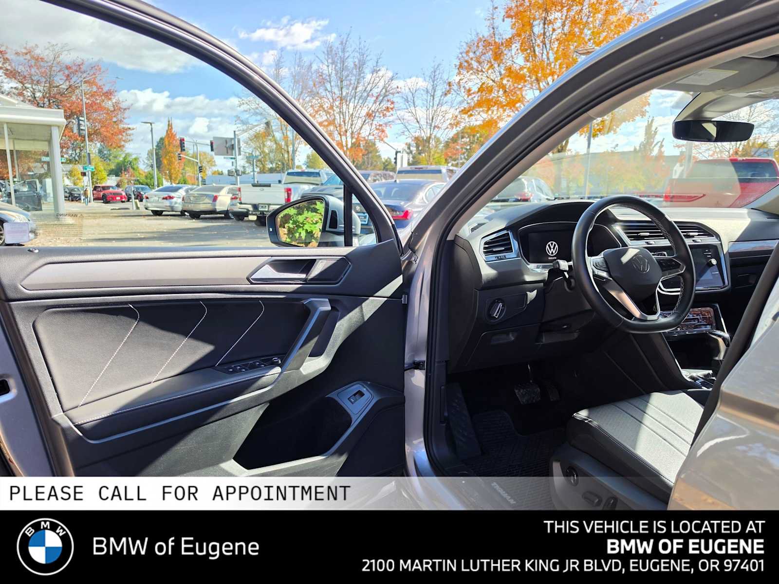 Used 2022 Volkswagen Tiguan SE AWD/4WD image 23
