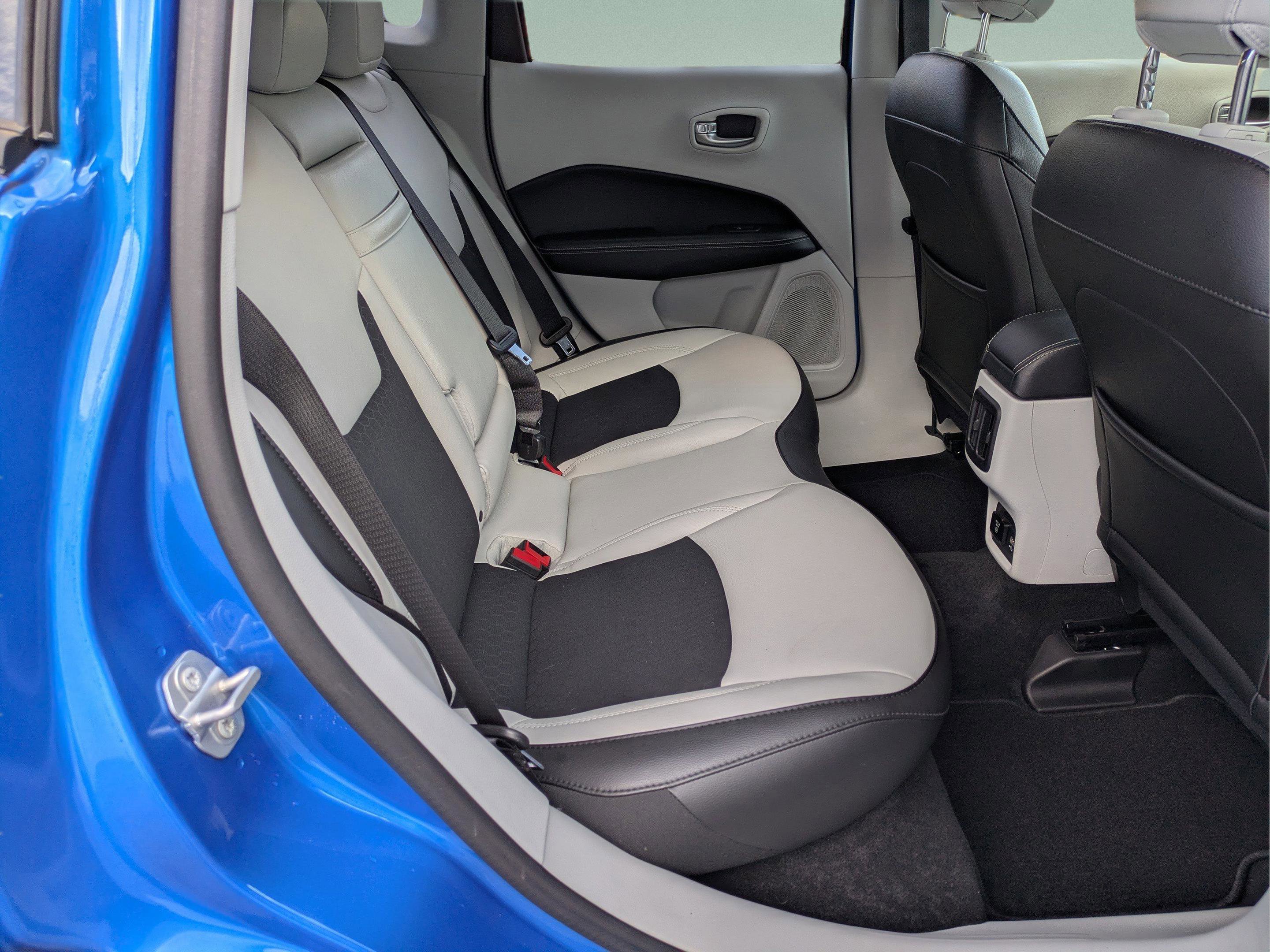 Used 2019 Jeep Compass Latitude w/ Popular Equipment Group image 13