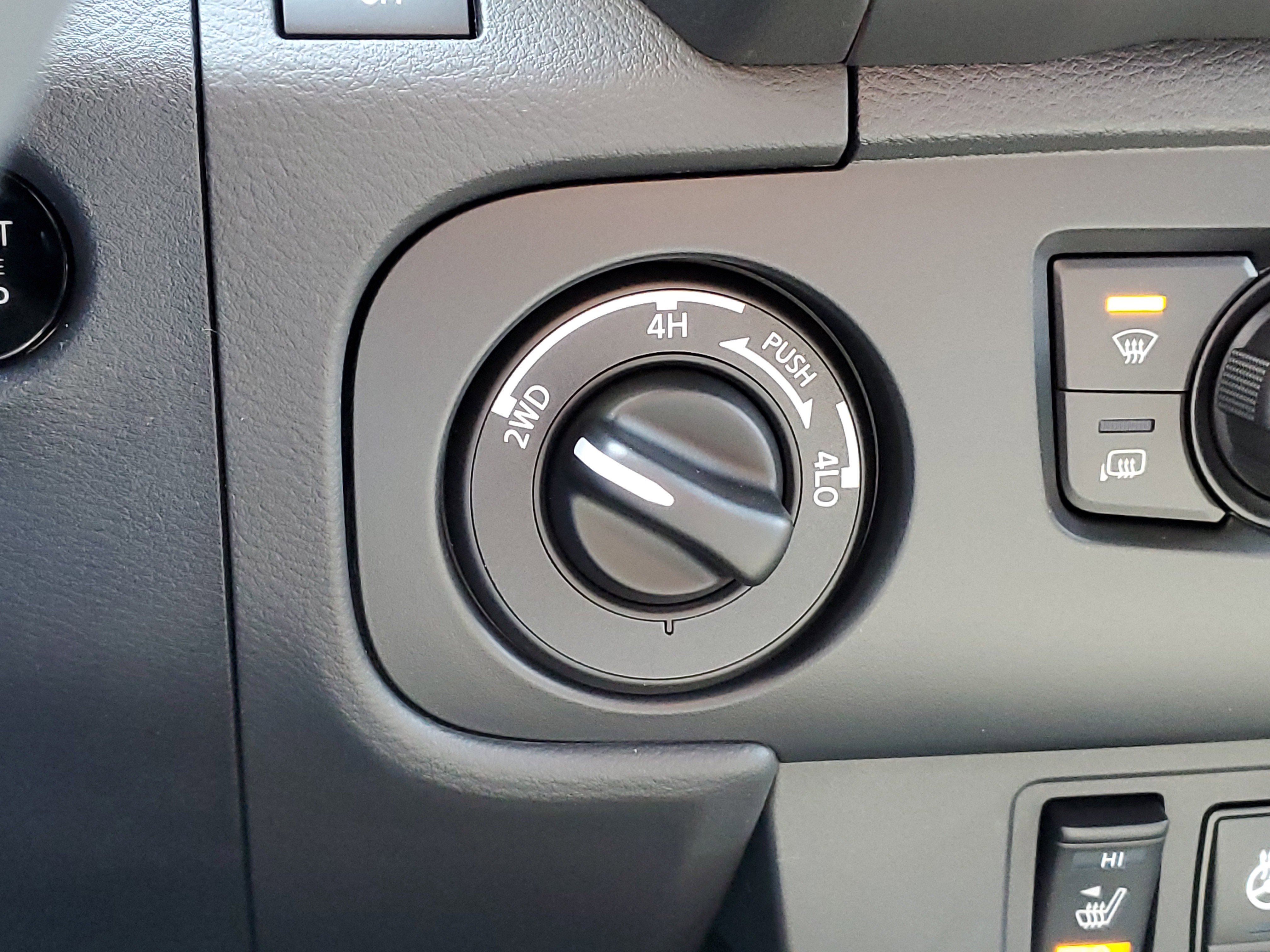 New 2026 Nissan Frontier PRO-4X w/ Pro-4x Convenience Package AWD/4WD image 17