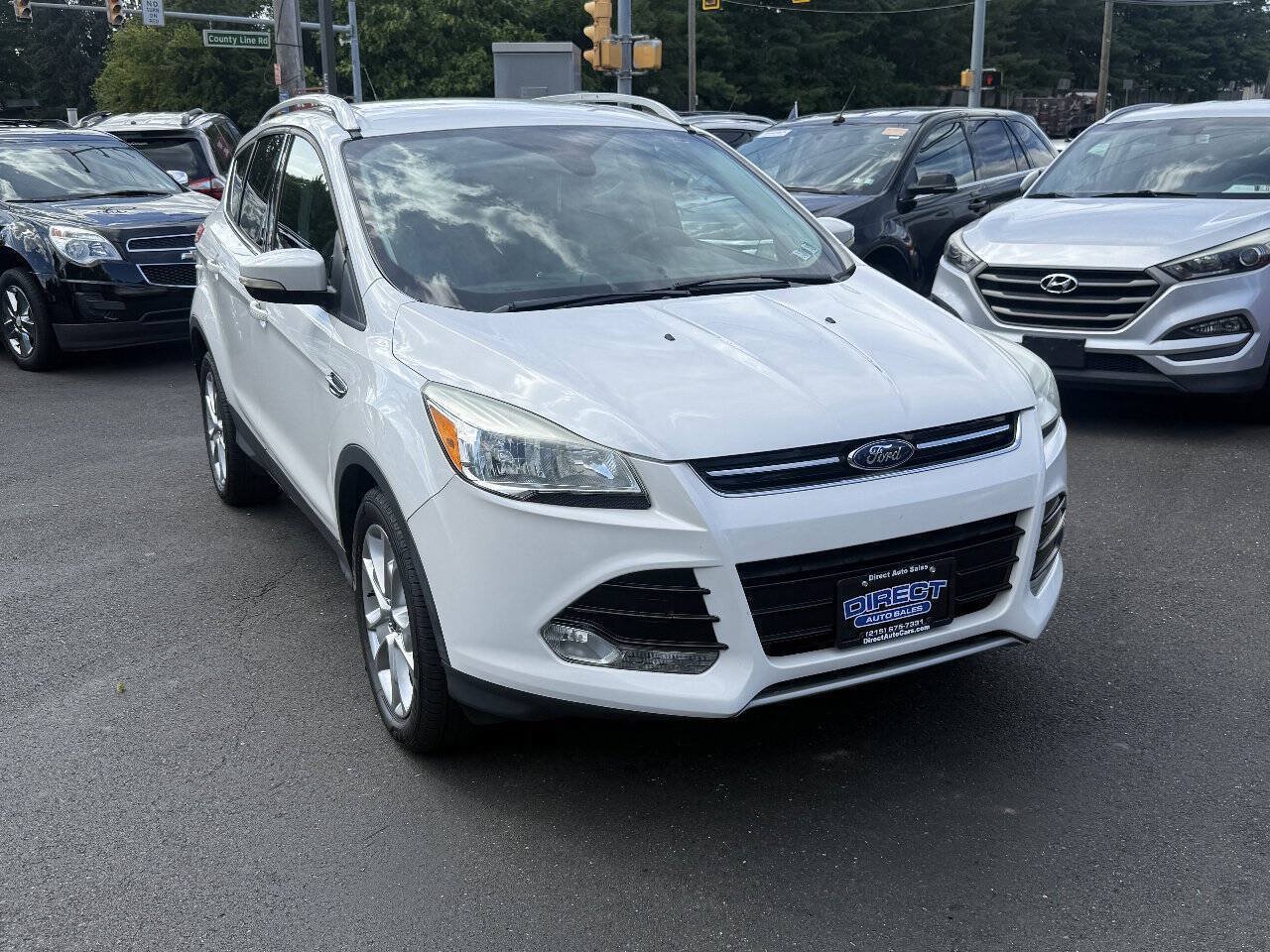 Used 2015 Ford Escape Titanium AWD/4WD image 2